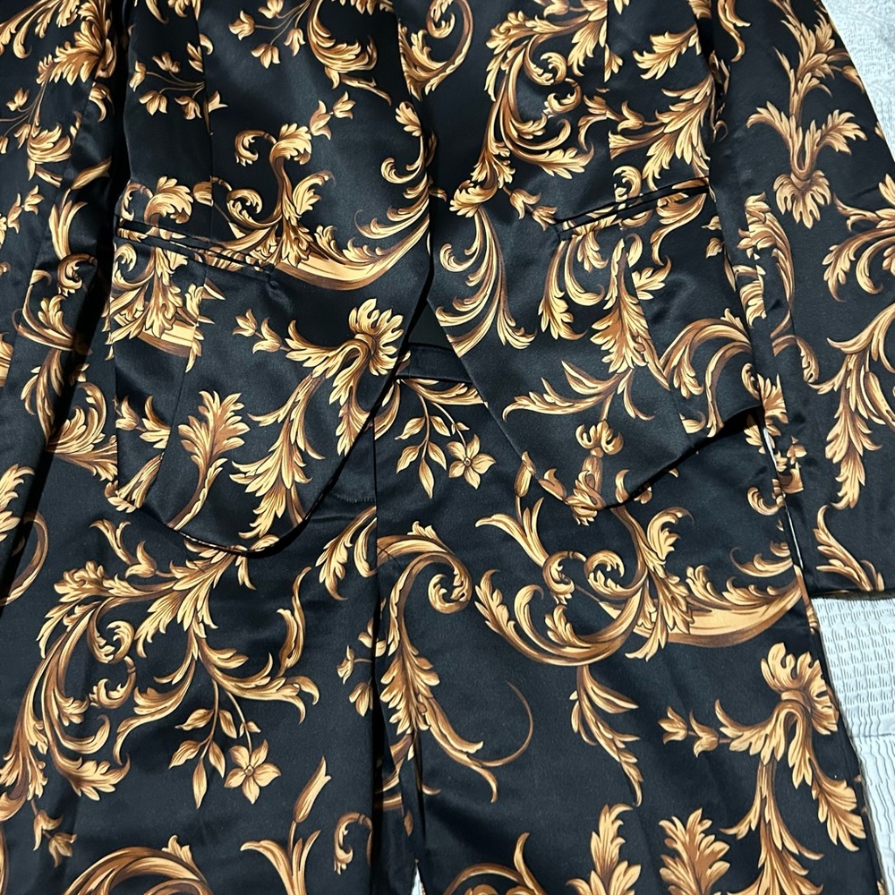 Ovi Black and Gold Patterned Jacket